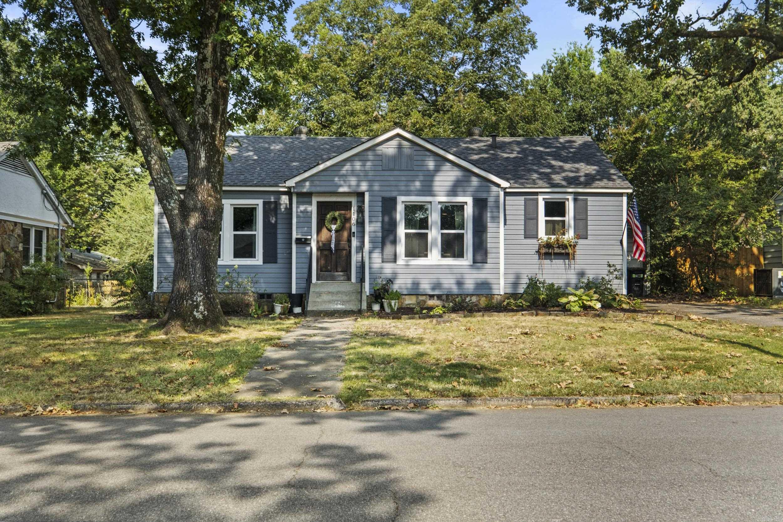 1106 Skyline Drive Property Photo 1