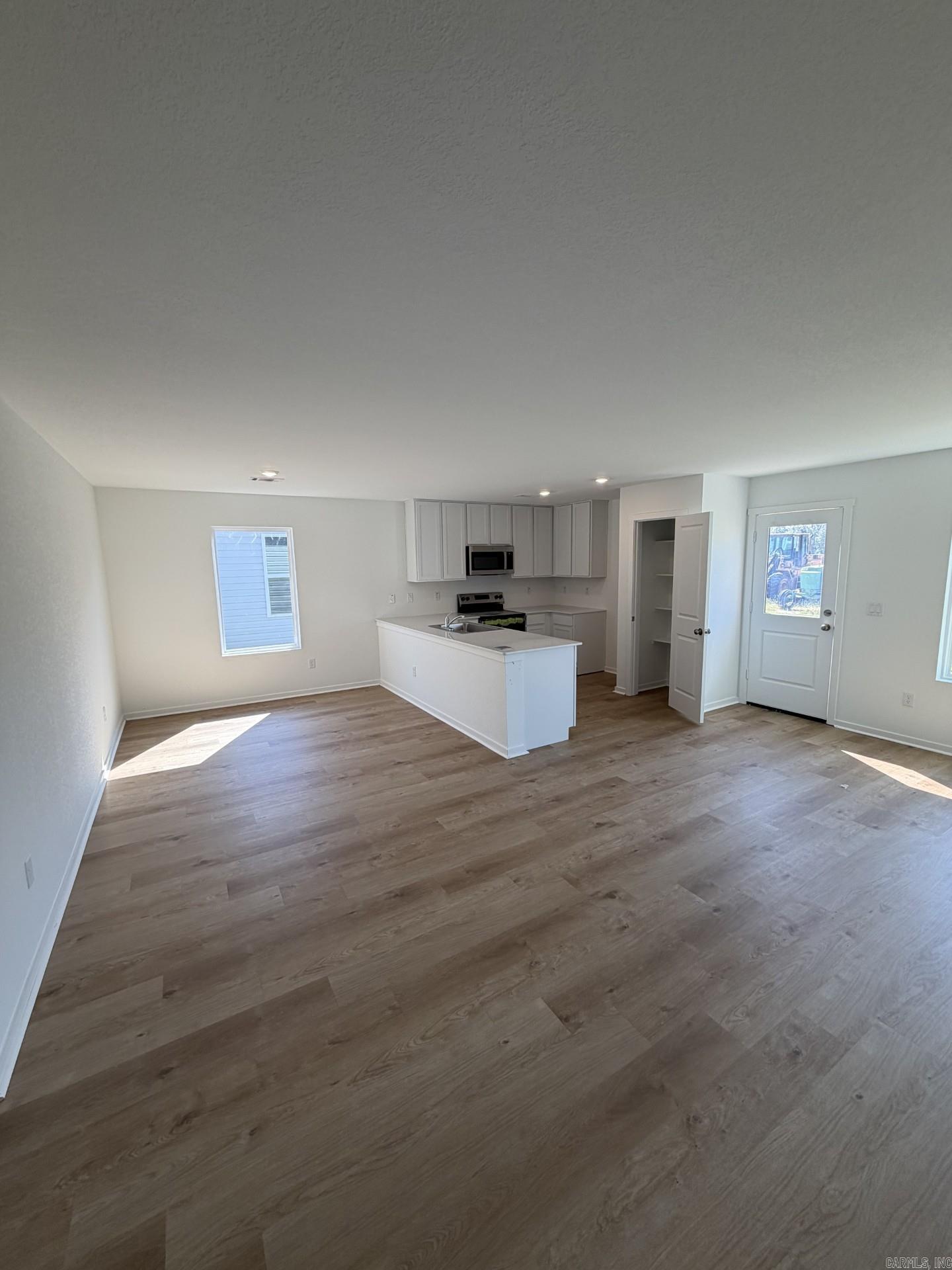 137 Flat Wood Avenue Property Photo 3