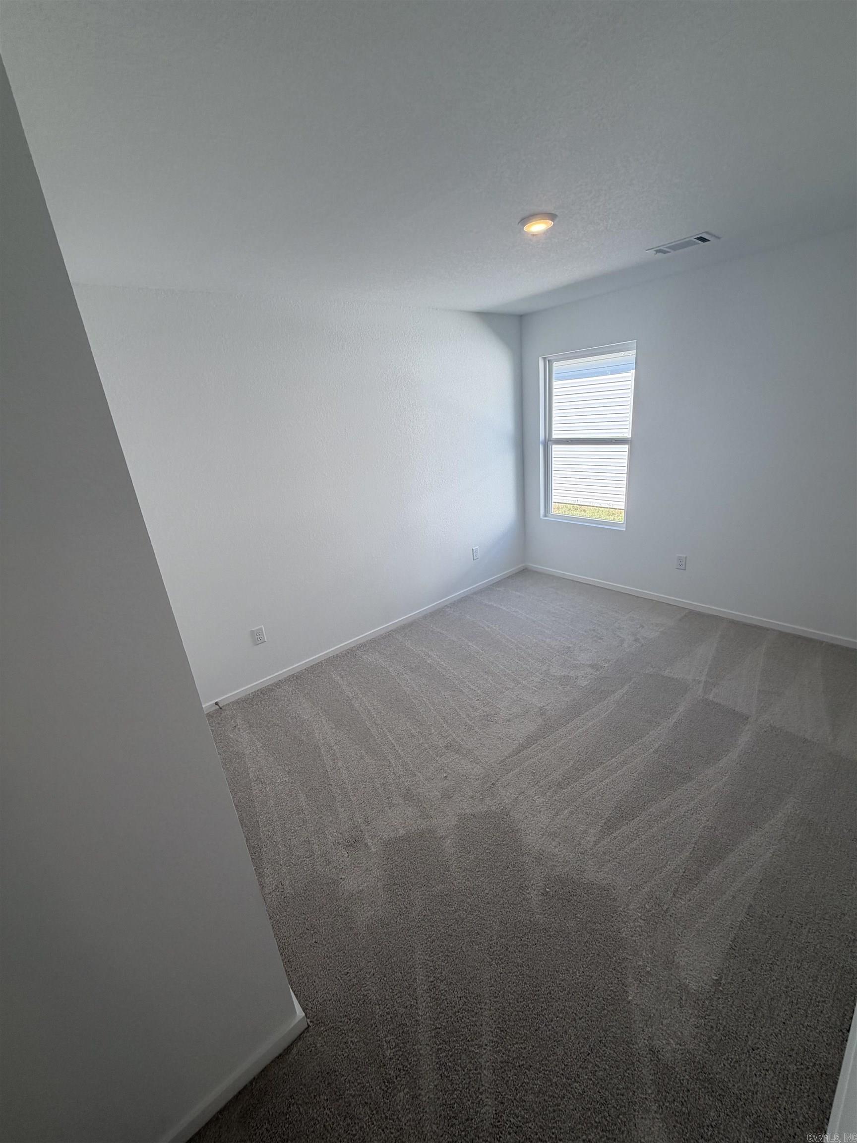 137 Flat Wood Avenue Property Photo 8