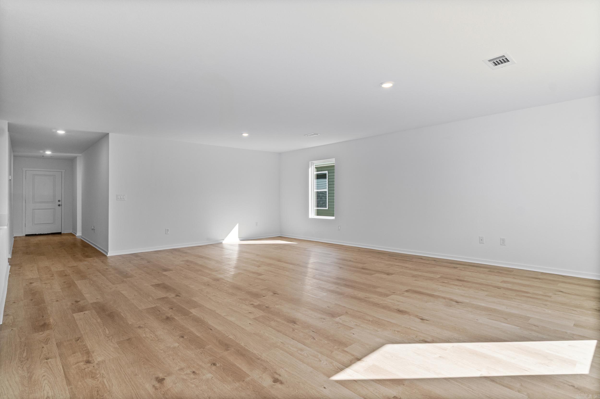 133 Flat Wood Avenue Property Photo 8