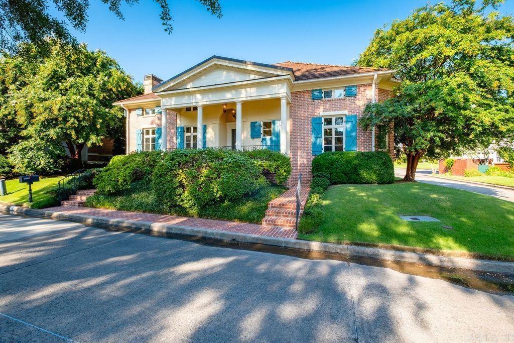 10 Saint Johns Place Property Photo 3