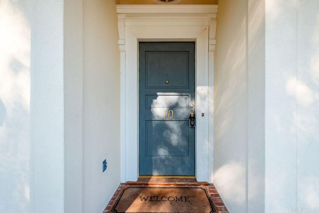 10 Saint Johns Place Property Photo 6