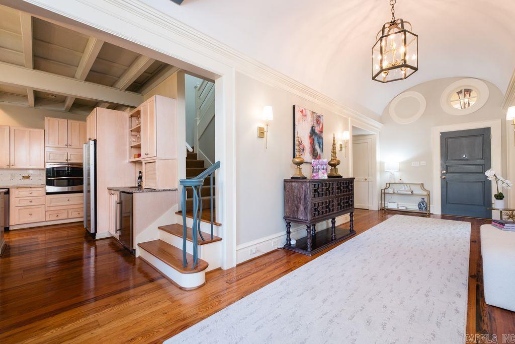 10 Saint Johns Place Property Photo 9