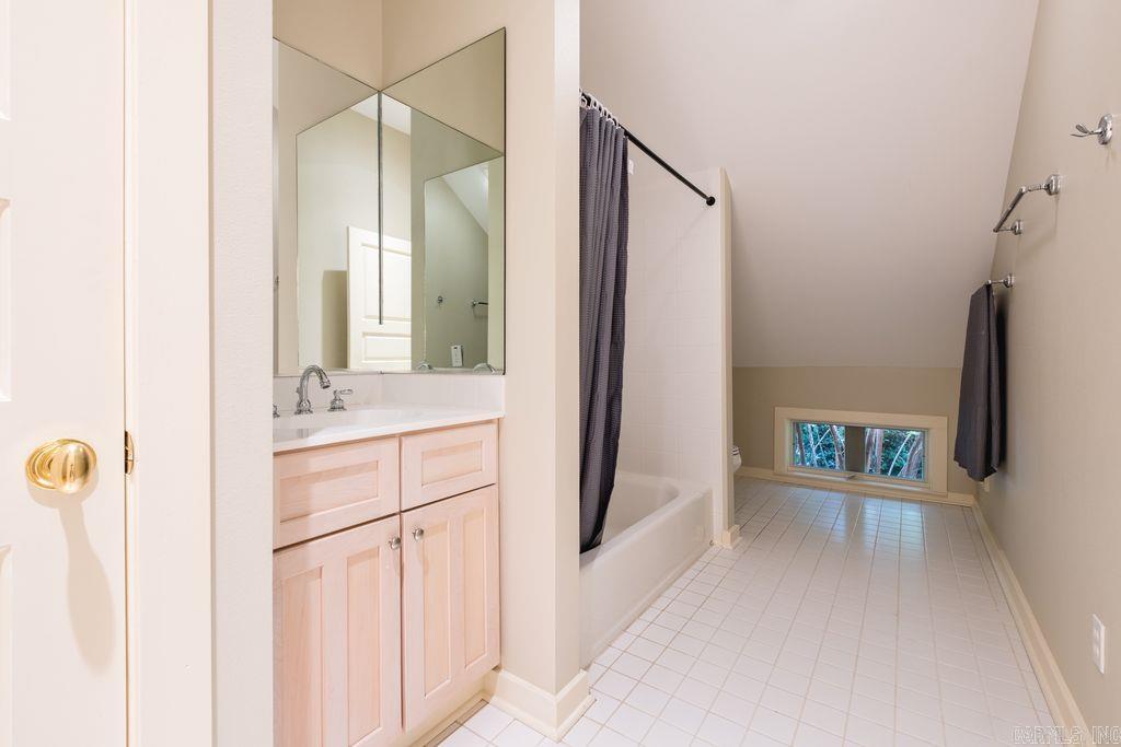 10 Saint Johns Place Property Photo 31