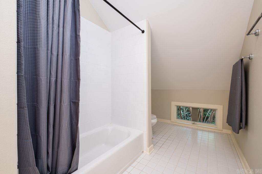 10 Saint Johns Place Property Photo 32