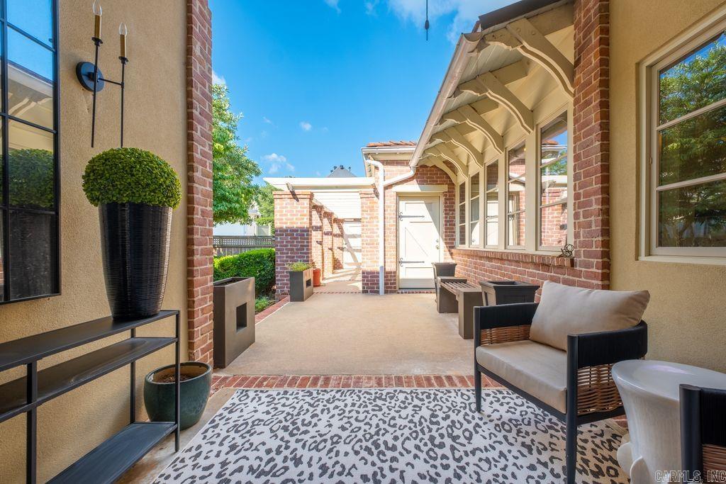 10 Saint Johns Place Property Photo 36