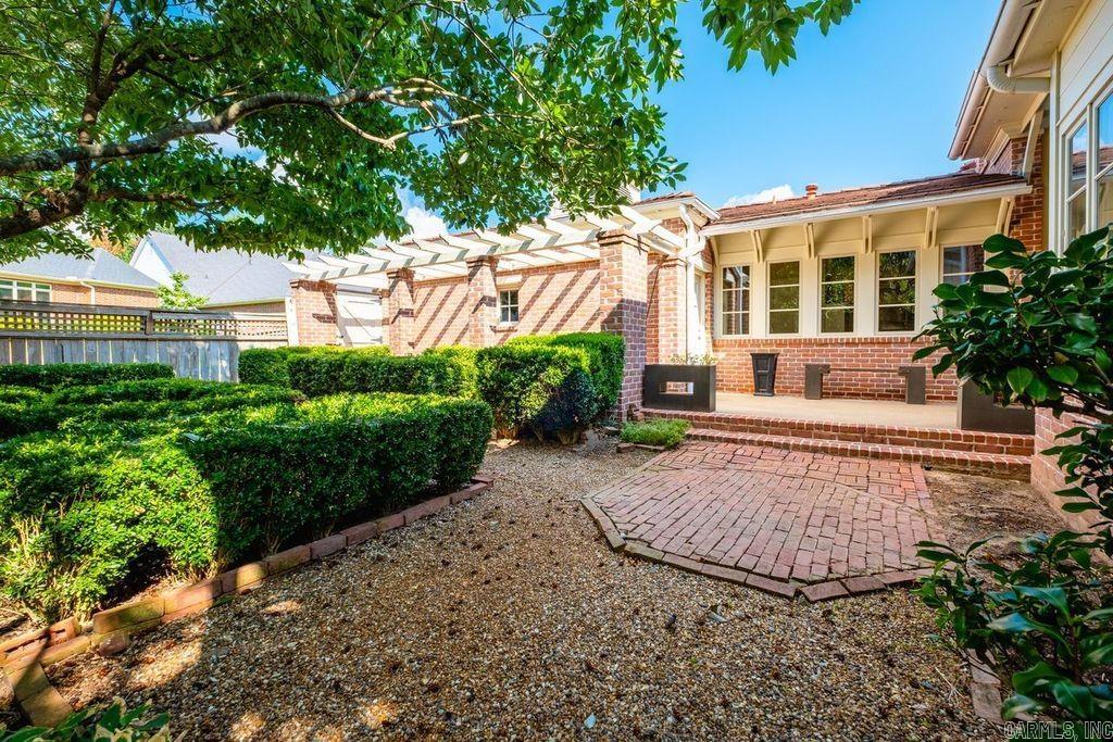 10 Saint Johns Place Property Photo 38