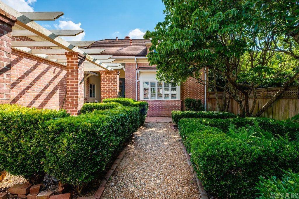 10 Saint Johns Place Property Photo 39