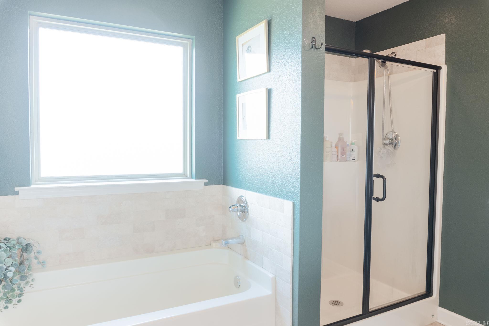 211 Sierra Cove Property Photo 15