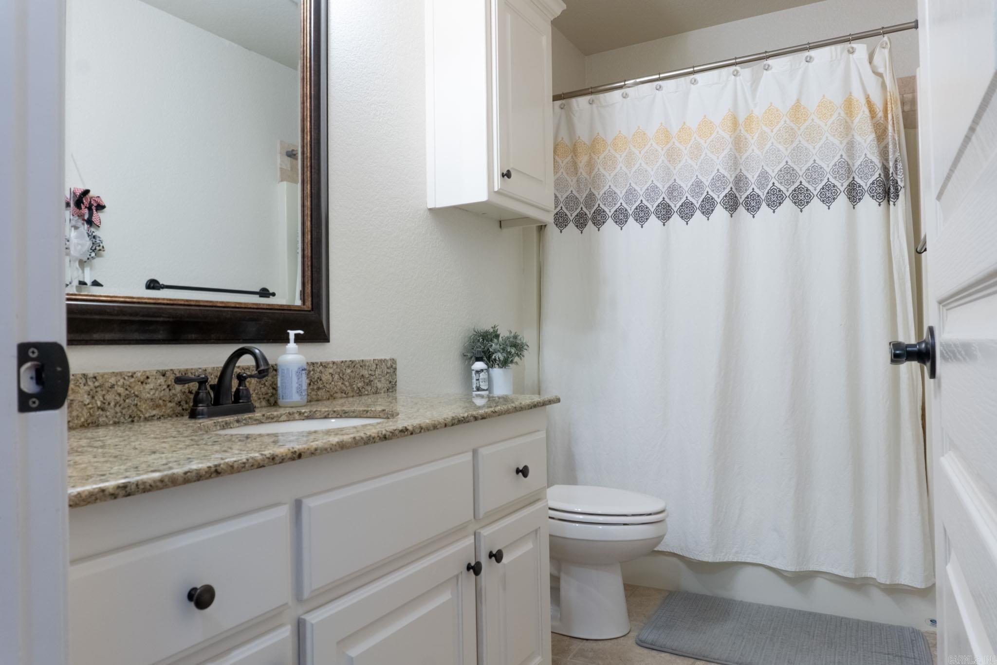 211 Sierra Cove Property Photo 20