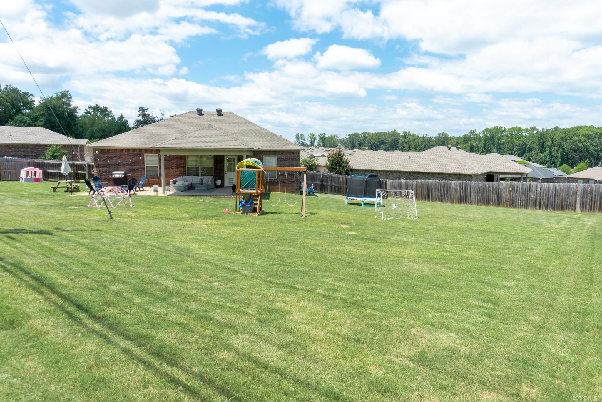211 Sierra Cove Property Photo 29