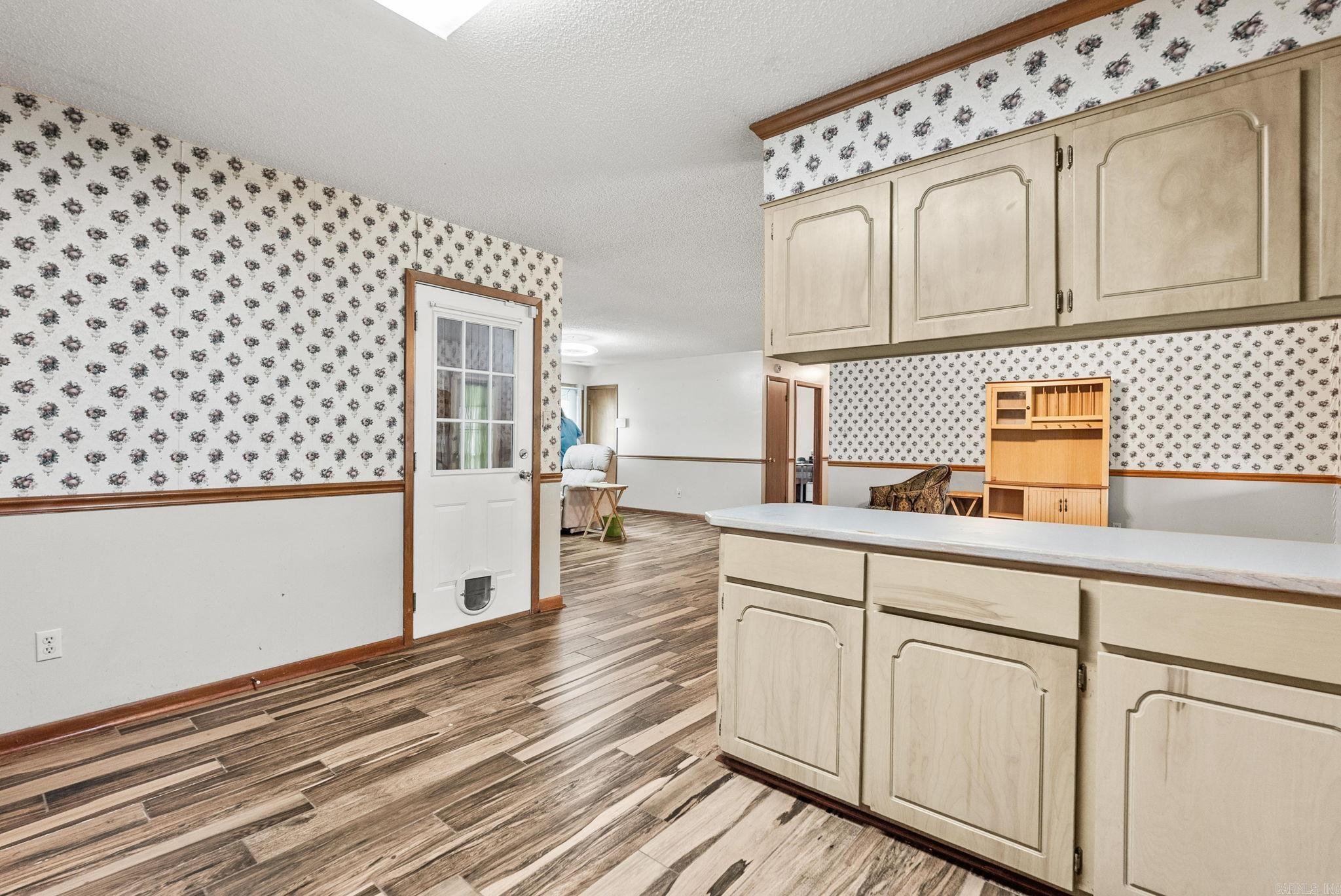 1802 Pinewood Cove Property Photo 6