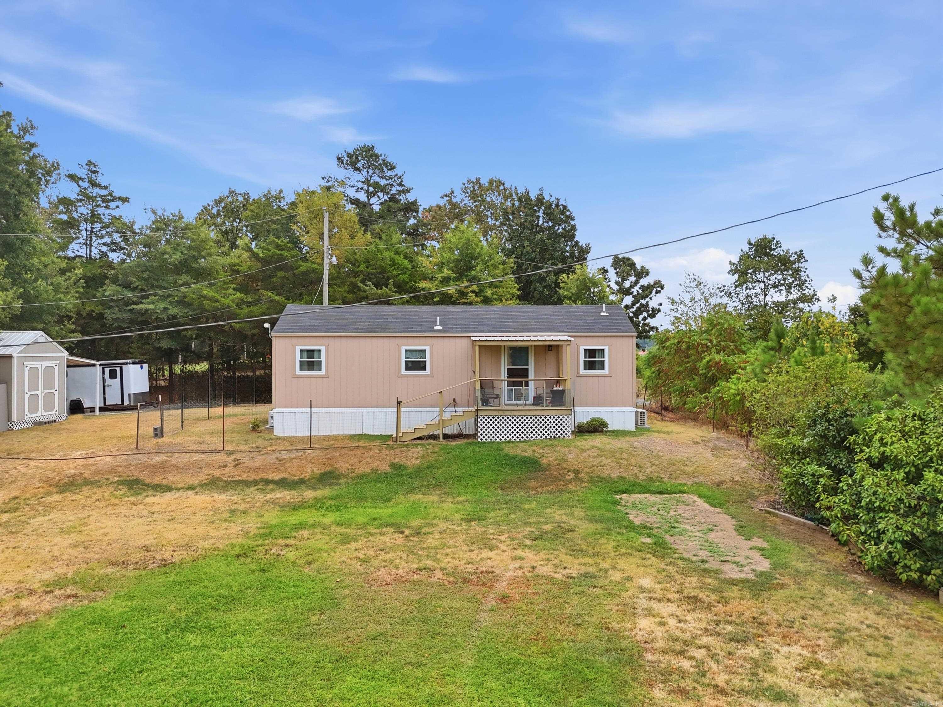 382 Hwy 92 Property Photo 2
