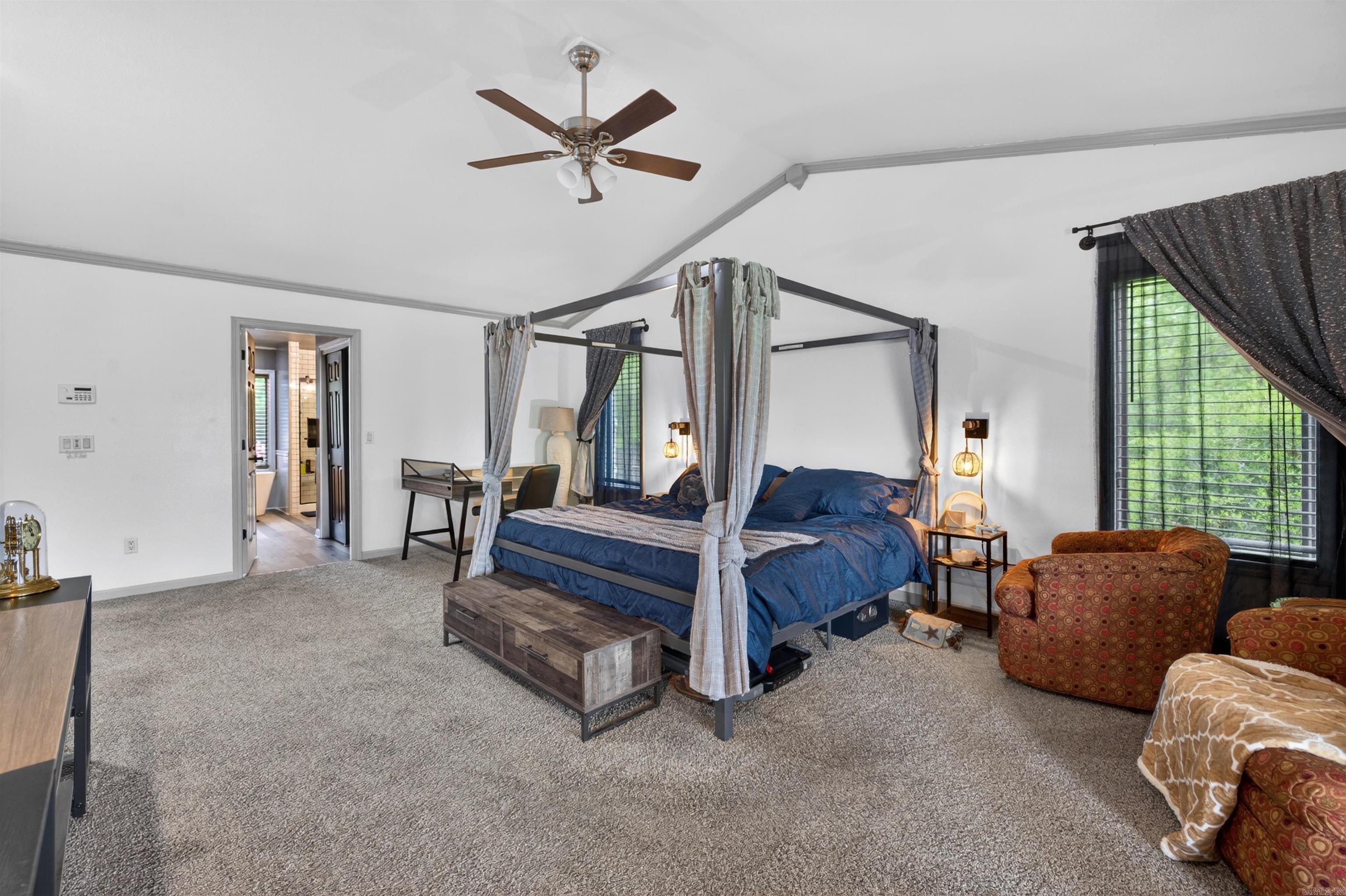9 Redondo Lane Property Photo 18
