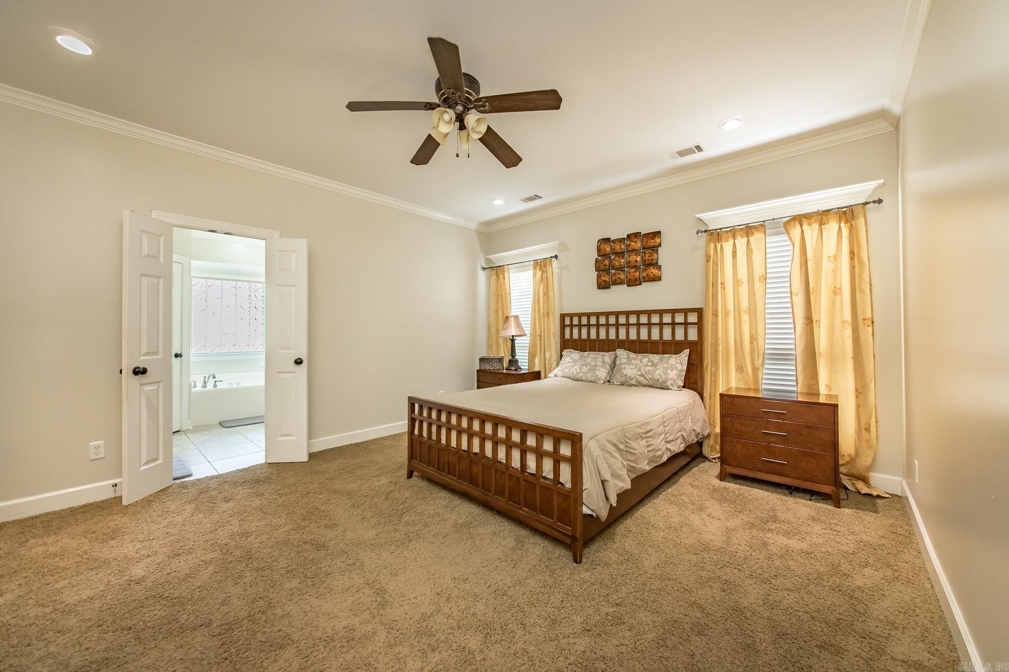 406 Parliament Drive Property Photo 16