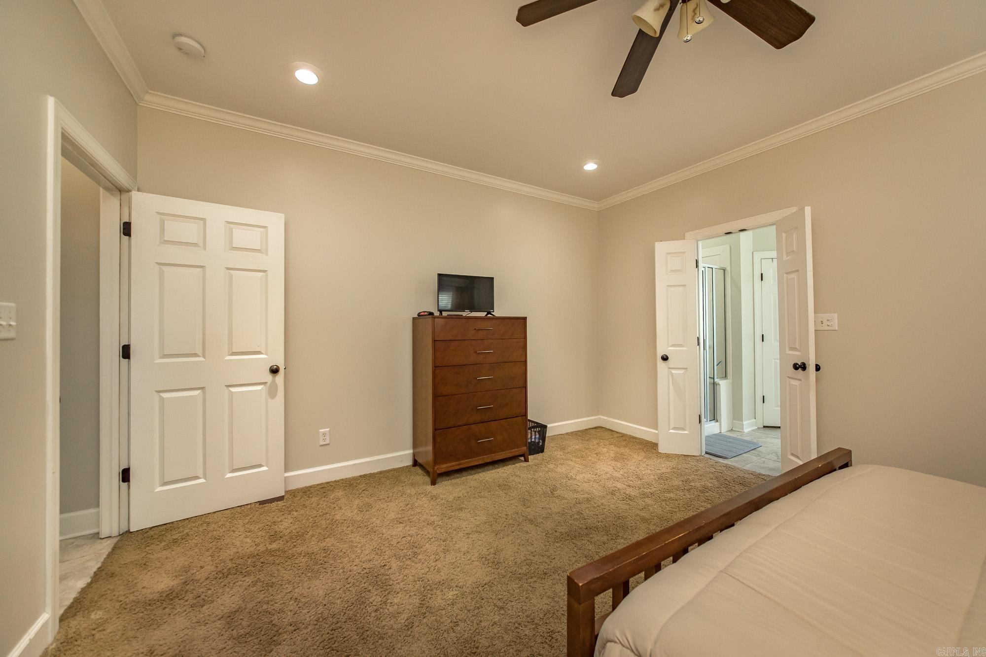 406 Parliament Drive Property Photo 21