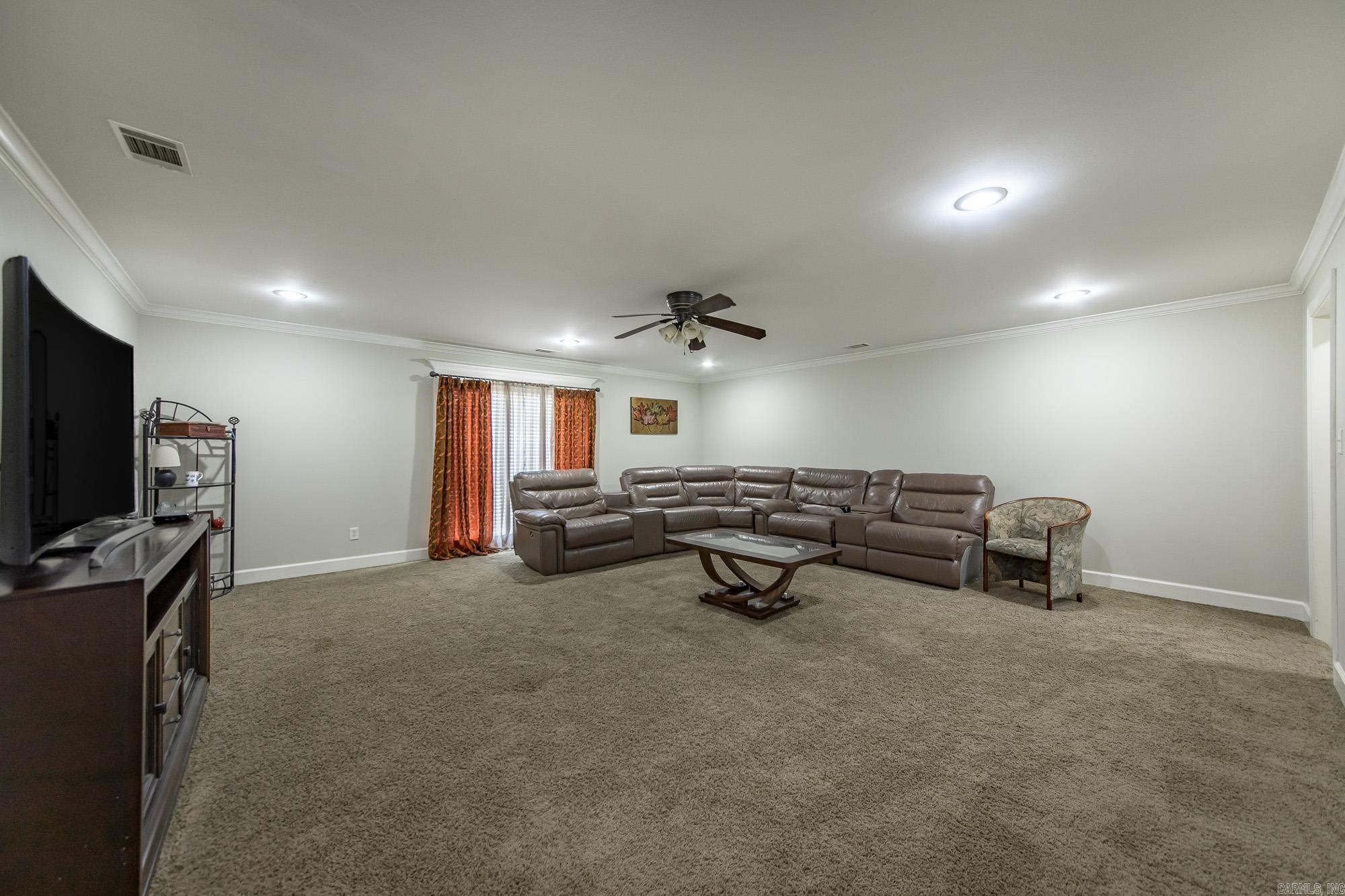 406 Parliament Drive Property Photo 24