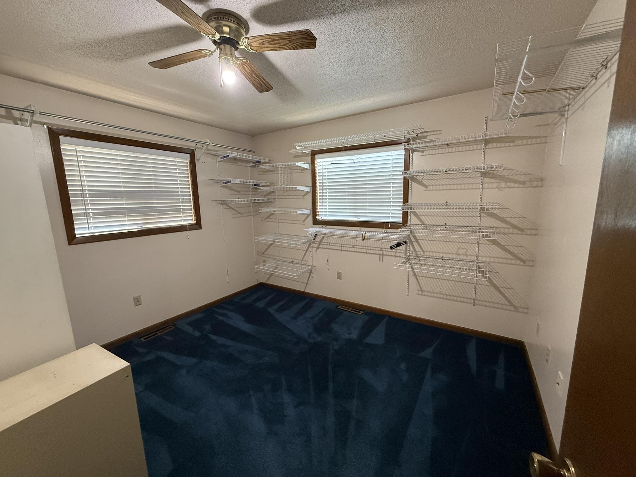 82 S Oak Street Property Photo 6