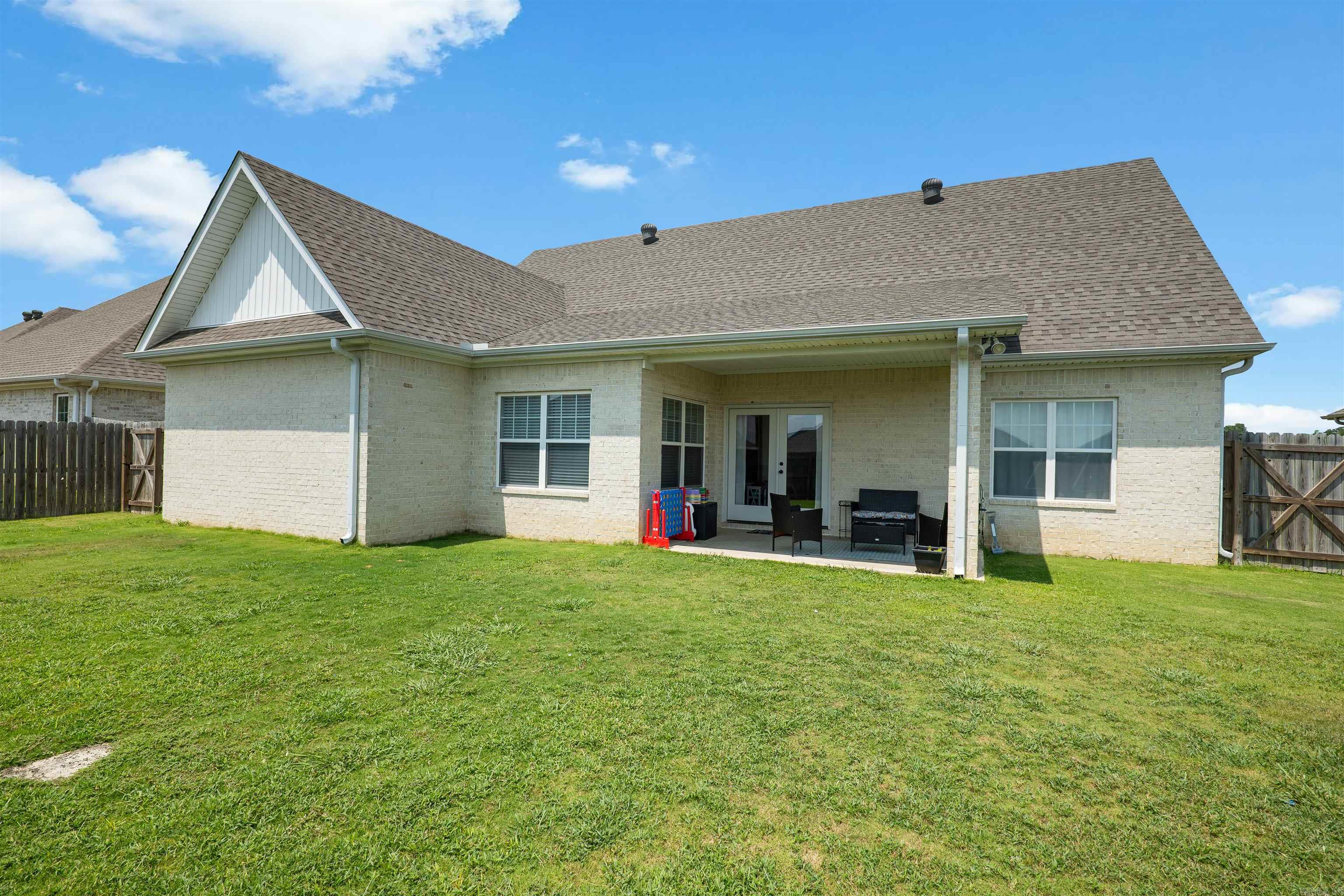 116 Hidden Creek Drive Property Photo 32