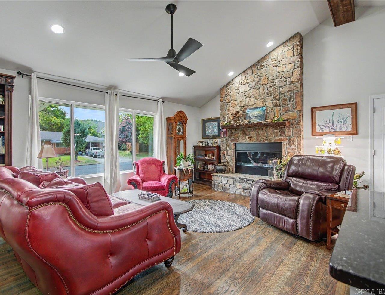 111 Orchard Property Photo 4