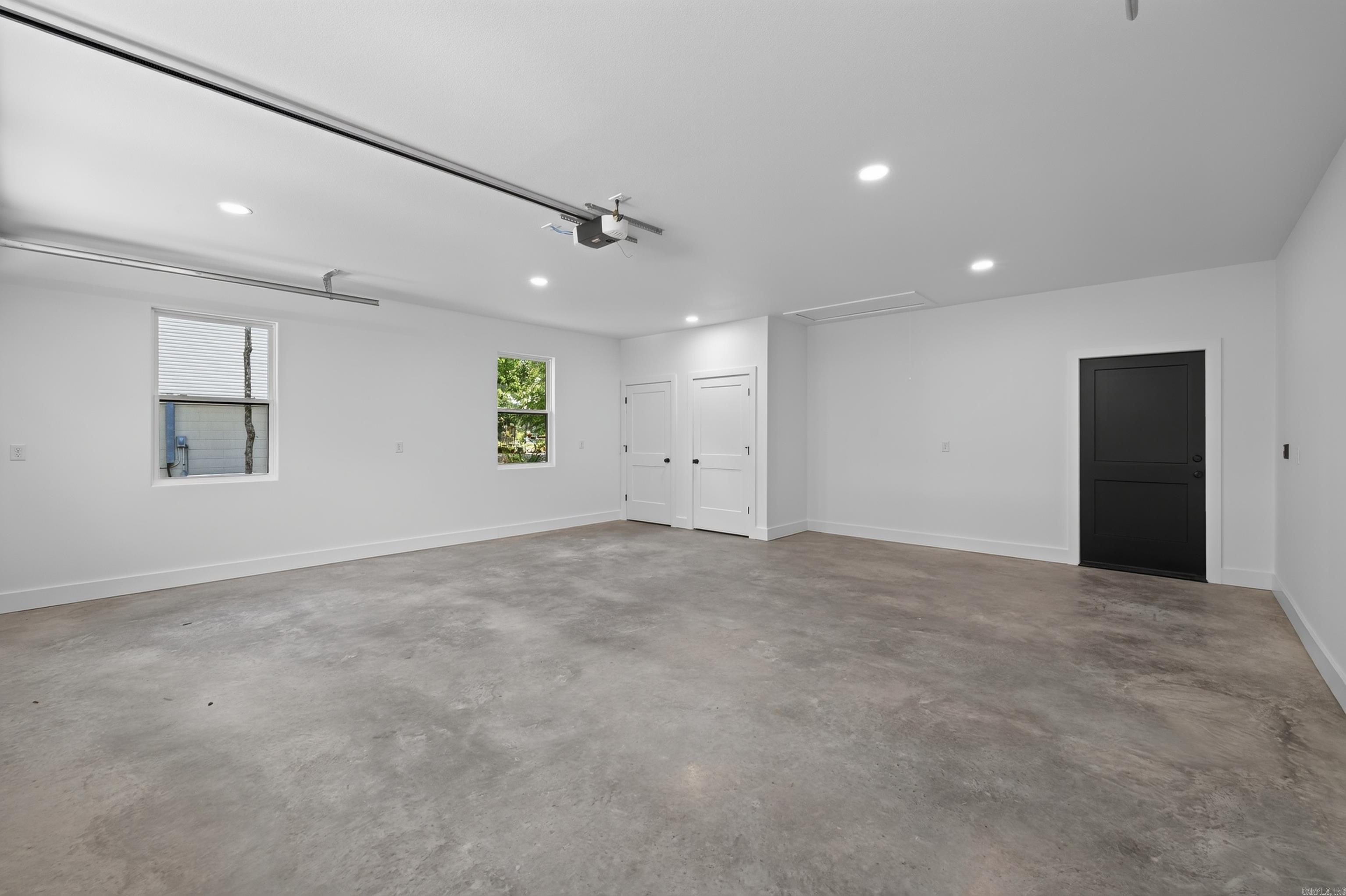 32 Sergio Way Property Photo 27