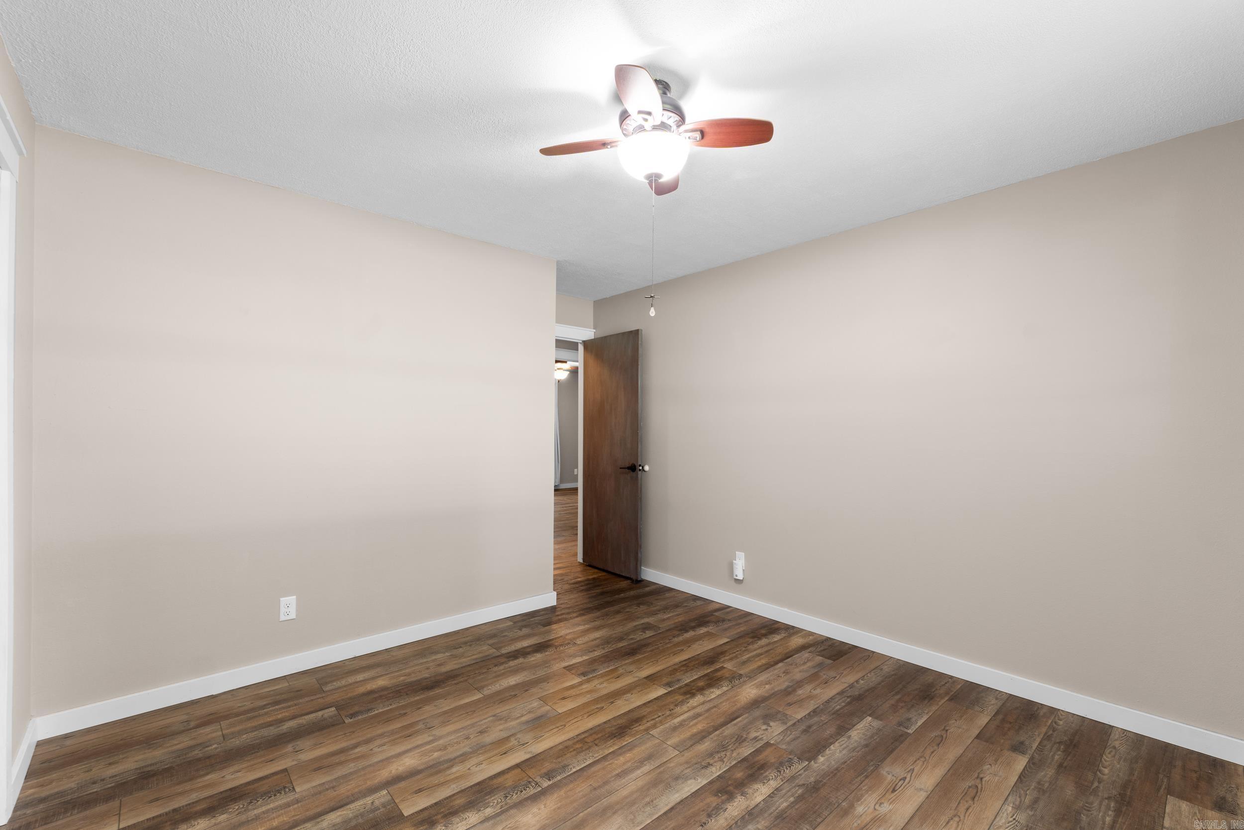 805 Illinois Ave Property Photo 19