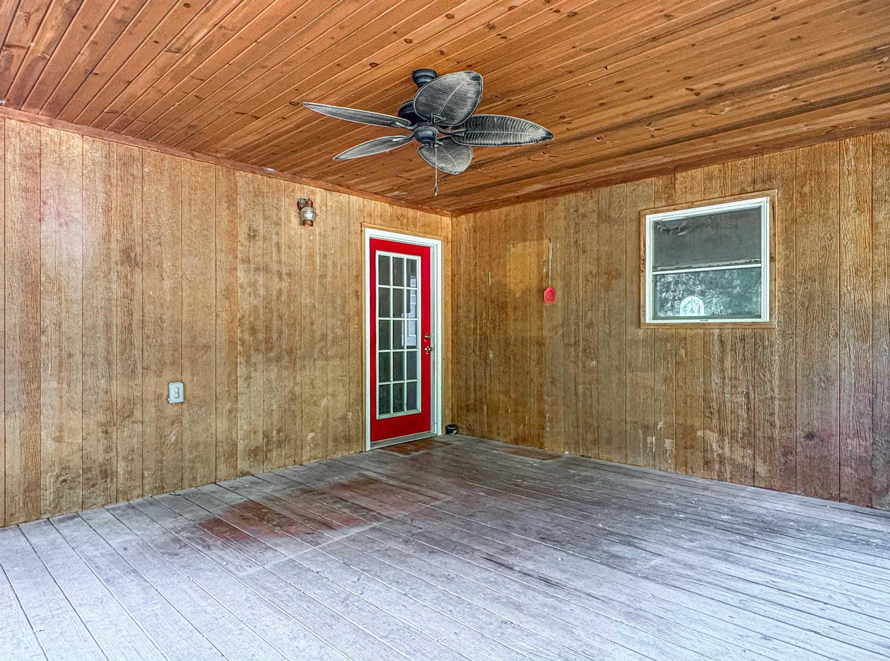 345 Mc 8125 Property Photo 16