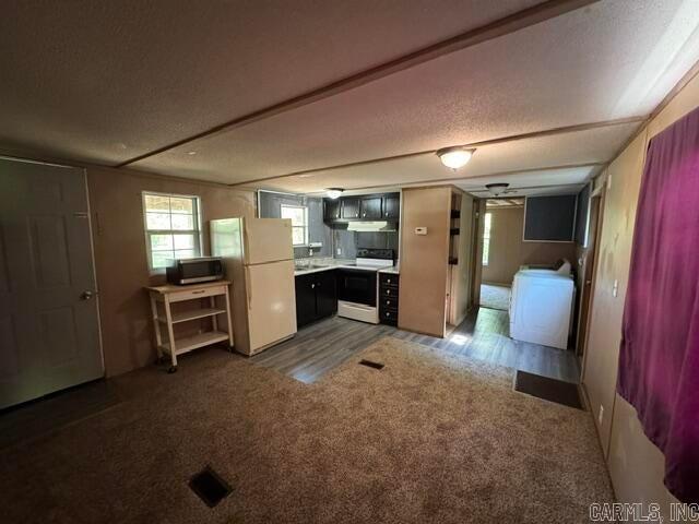 70 Reed Street Property Photo 3