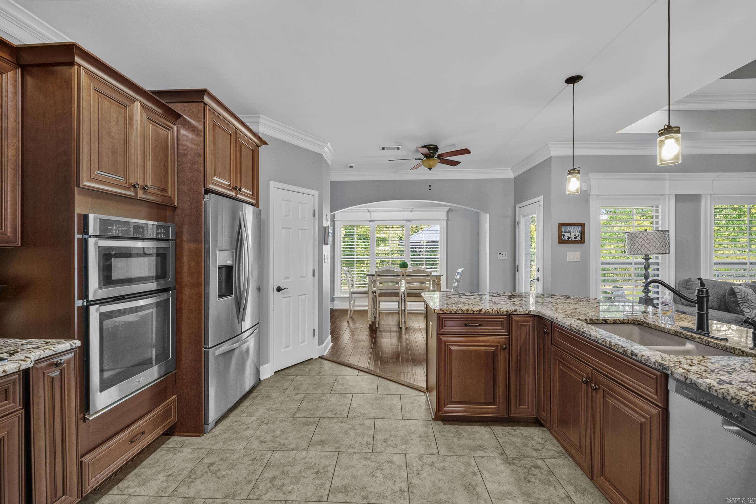 125 E River Drive Property Photo 25