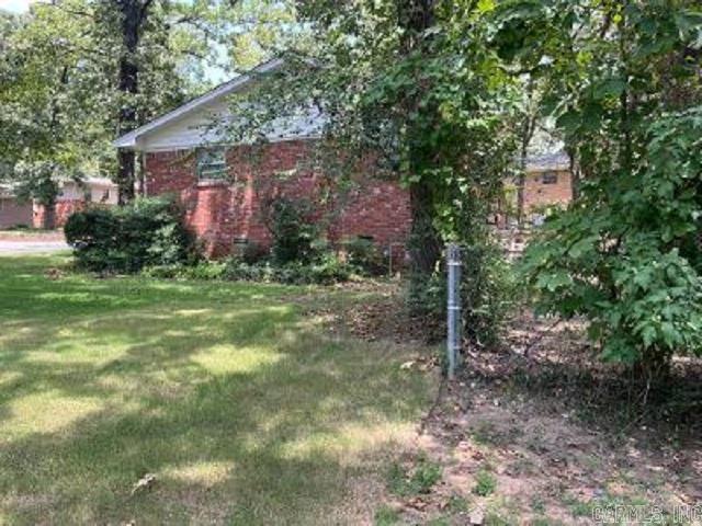 9617 Temple Dr Property Photo 2