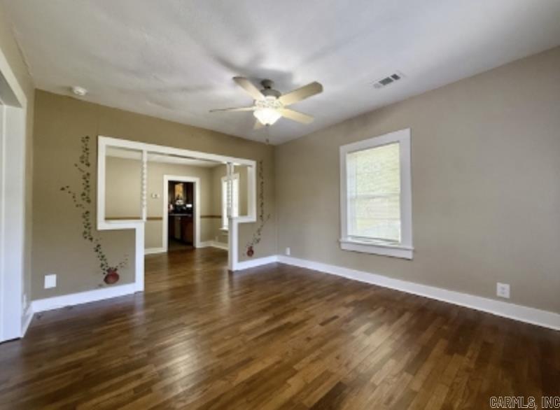 125 Plain Street Property Photo 3