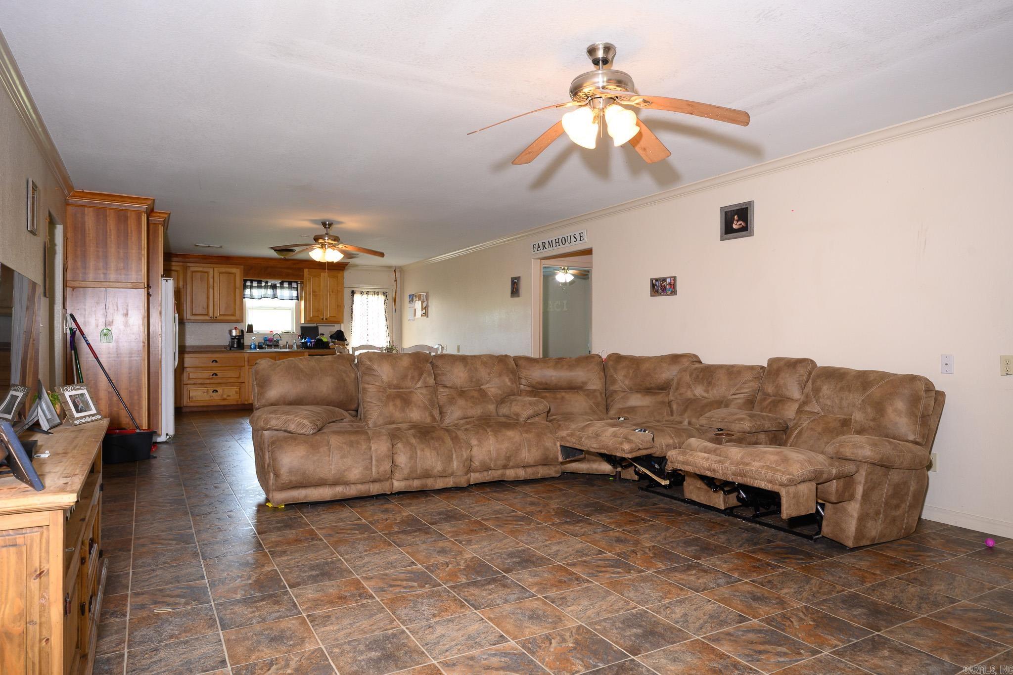 156 Frontier Ln. Property Photo 4