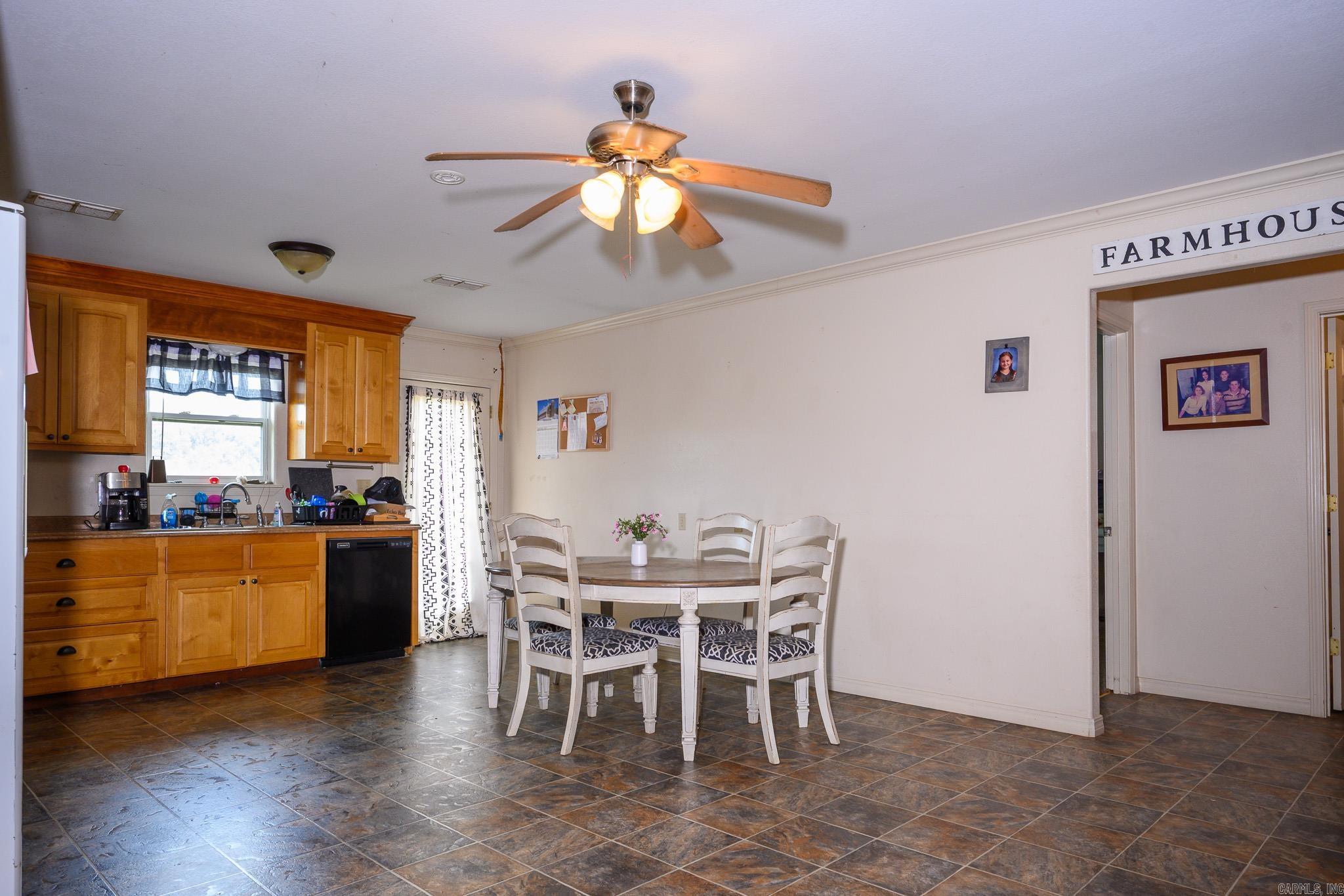 156 Frontier Ln. Property Photo 8