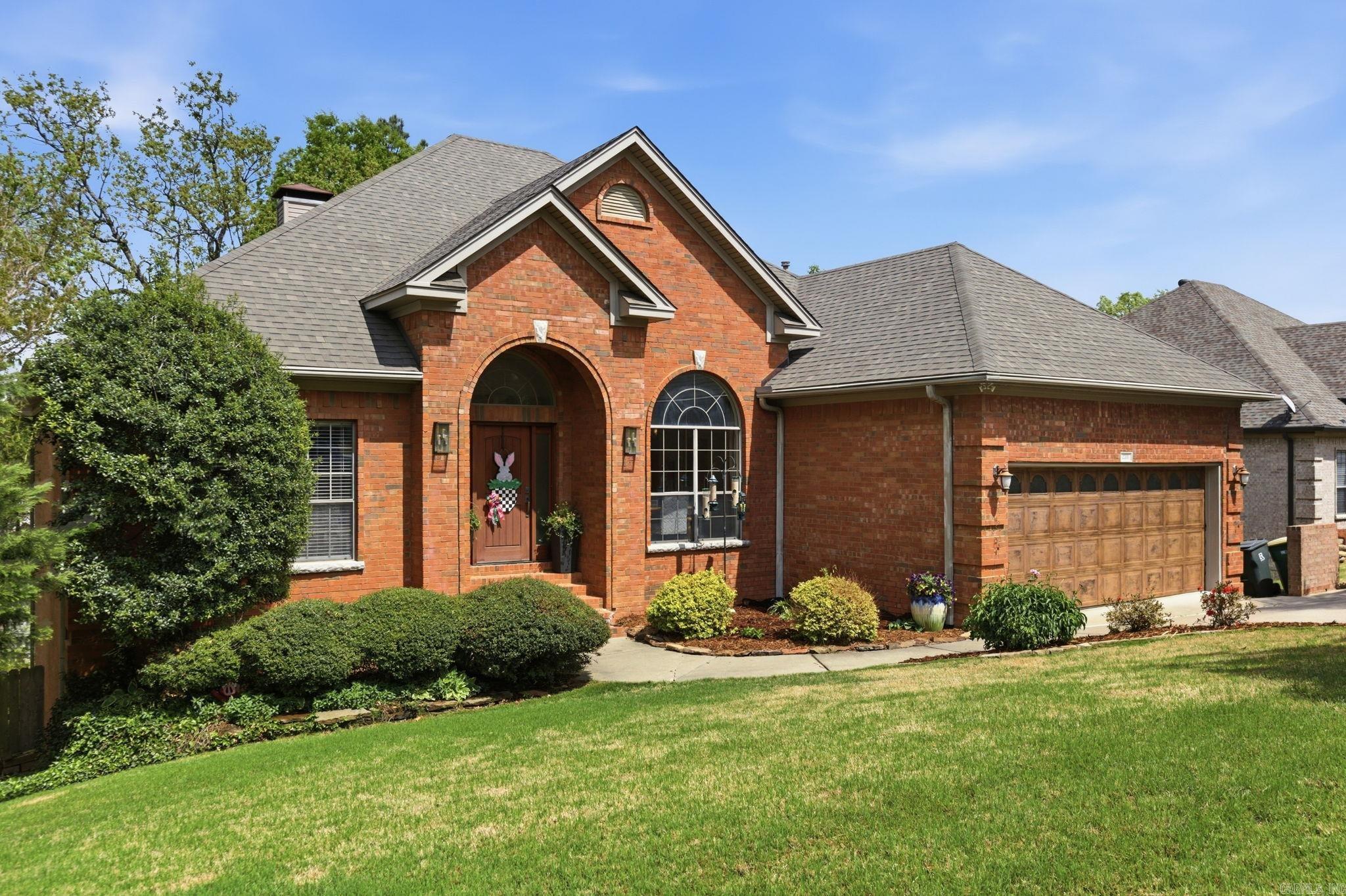 2209 Sawgrass Drive Property Photo 1