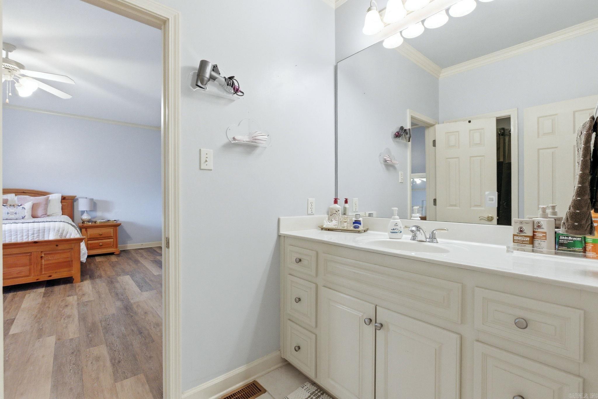 2209 Sawgrass Drive Property Photo 19
