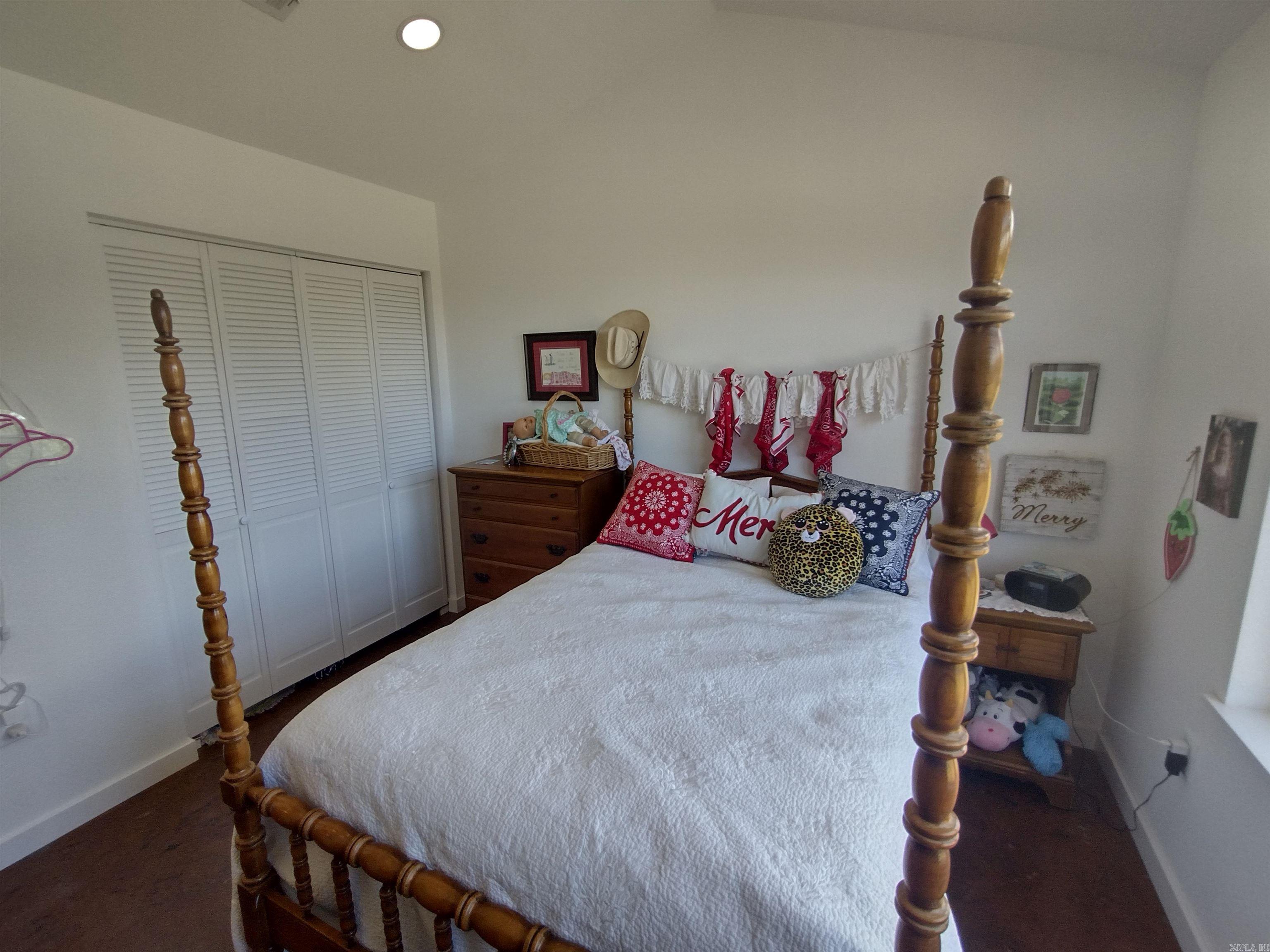 1192 Alamo Dr Property Photo 9
