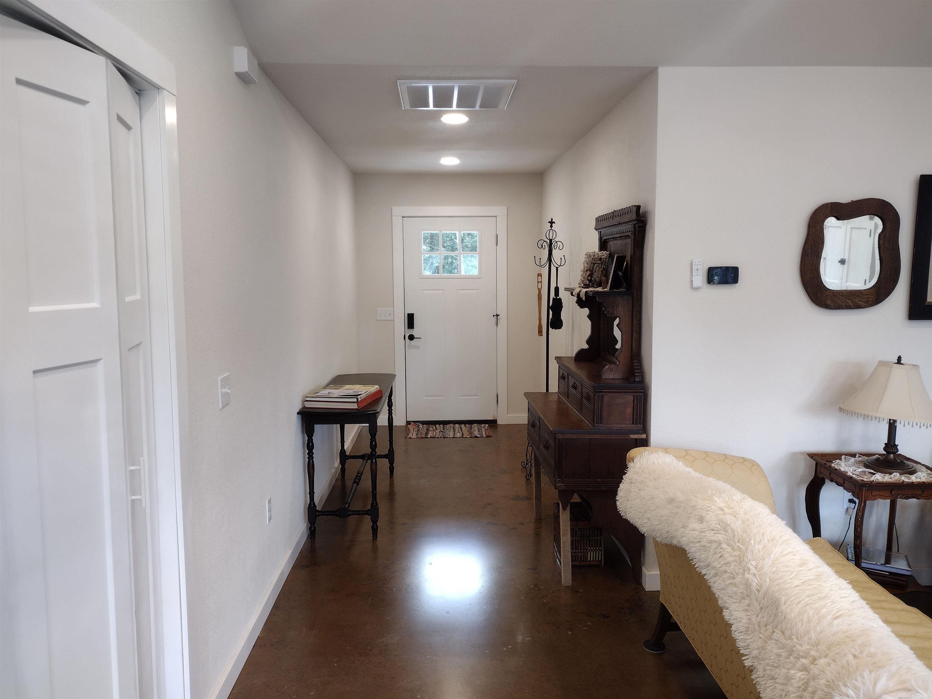 1192 Alamo Dr Property Photo 16