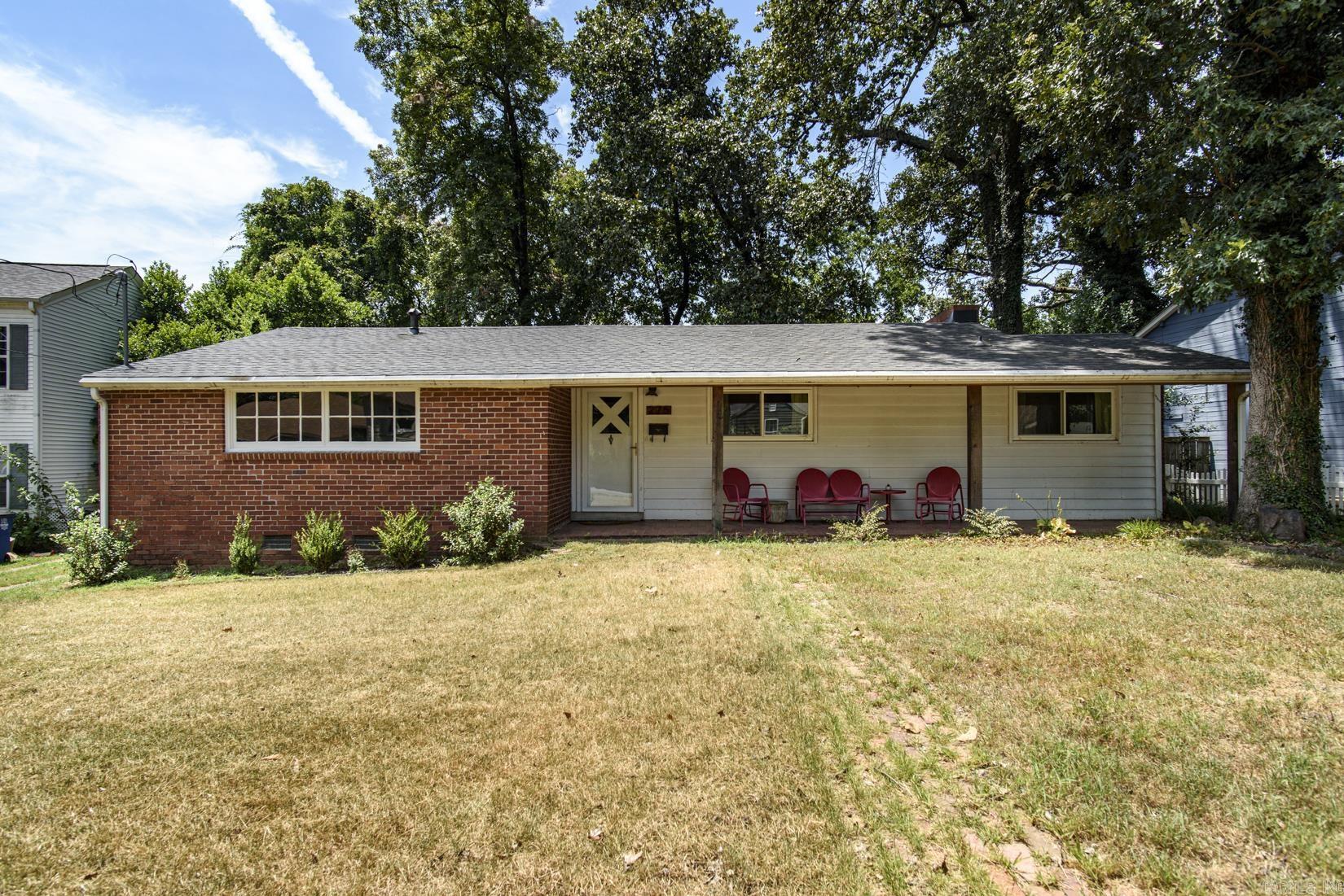 275 Plainview Circle Property Photo 1