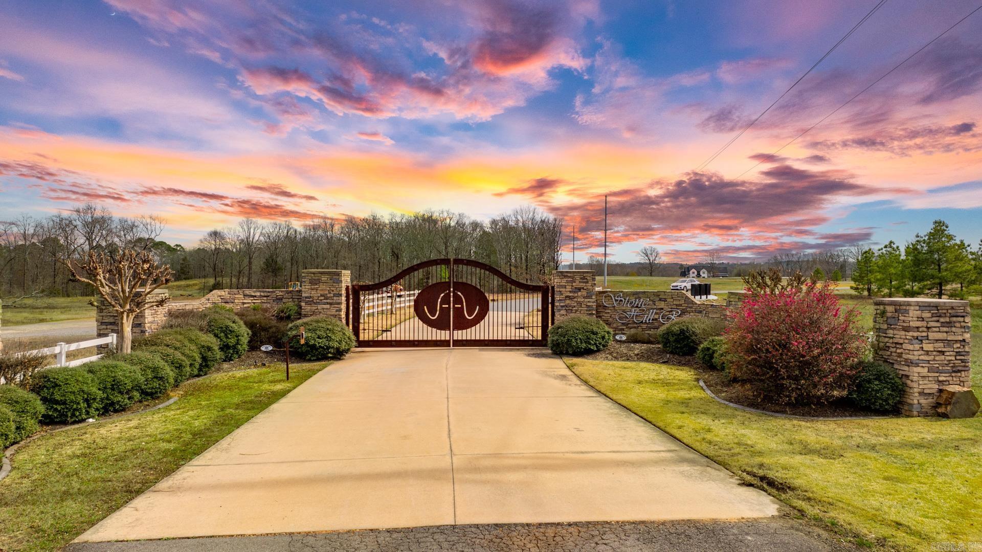 Lot 5 Stone Hill Drive Property Photo 1