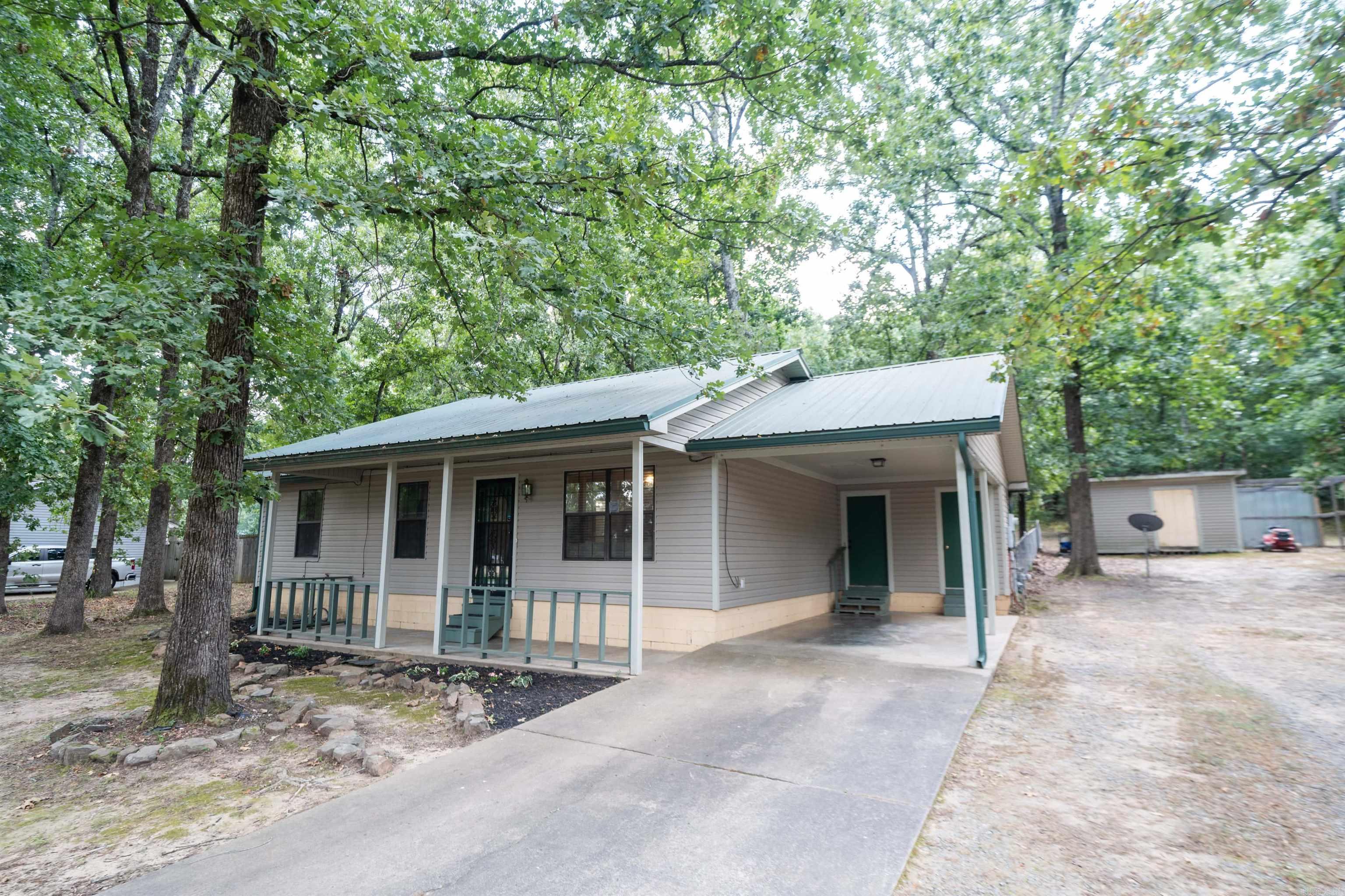 253 Sunny Gap Road Property Photo 2