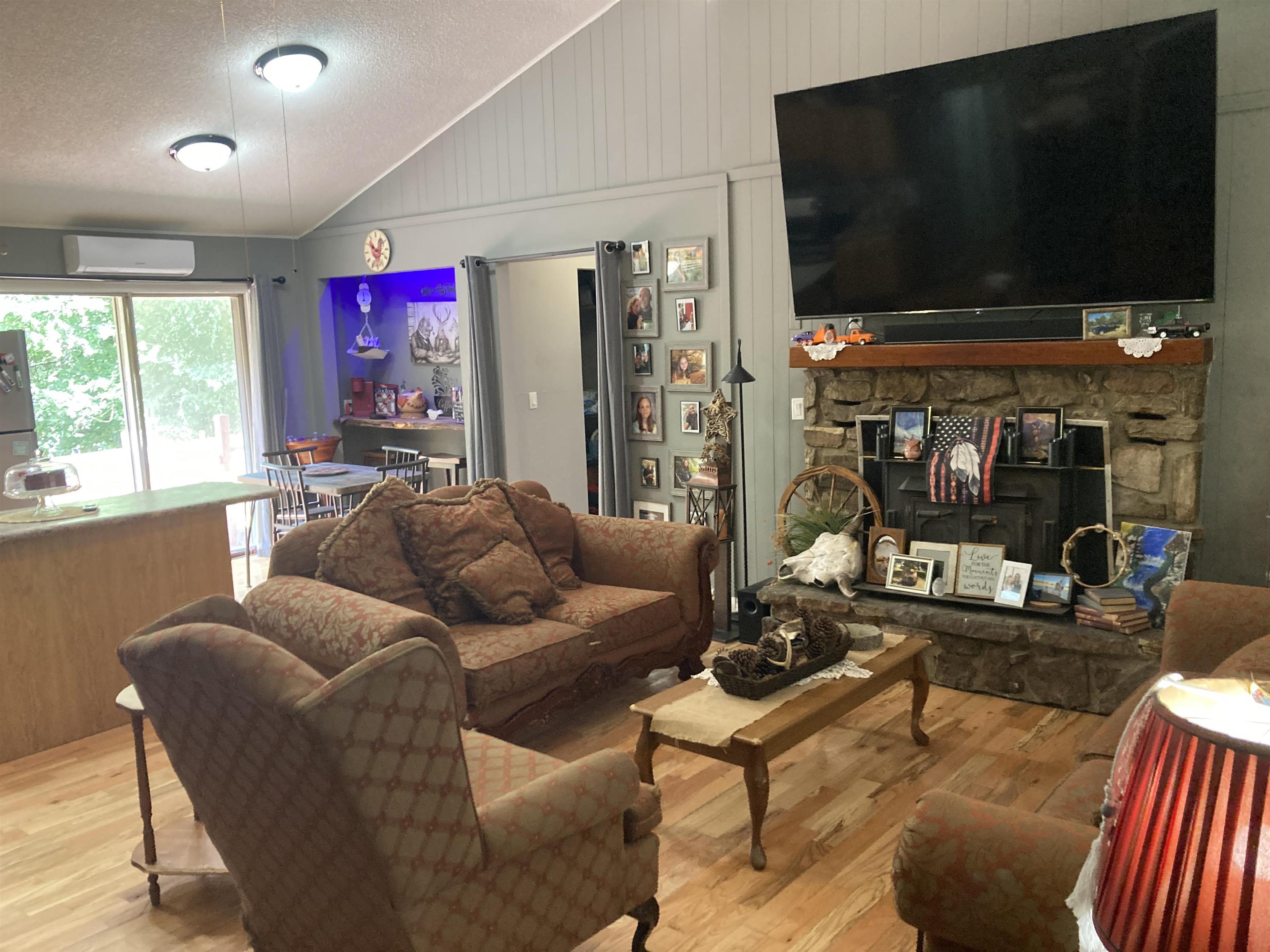 15 Chipola Drive Property Photo 3