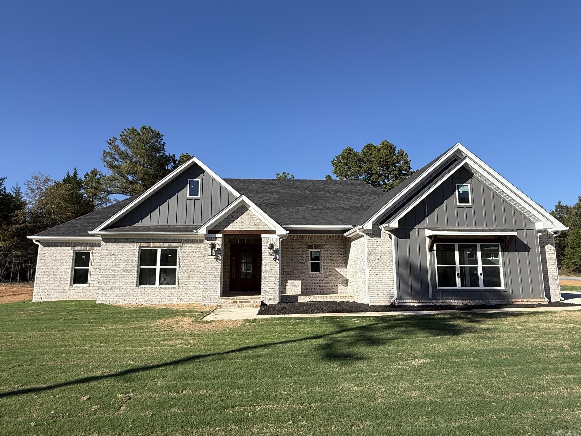 1 Silver Fox Cove Property Photo 1