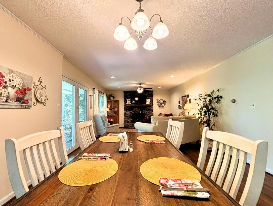 17 Powhatan Drive Property Photo 4