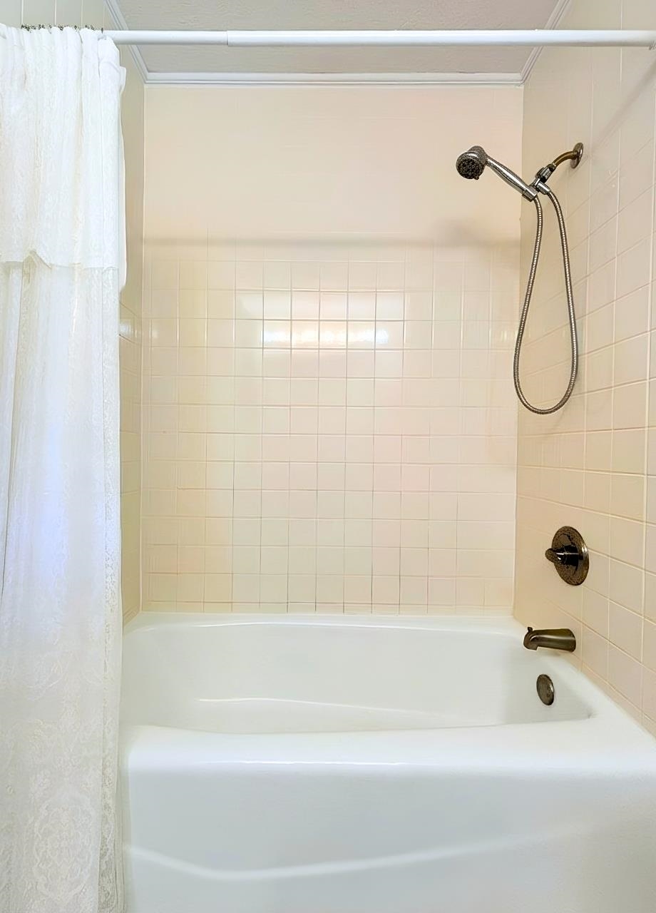 17 Powhatan Drive Property Photo 24