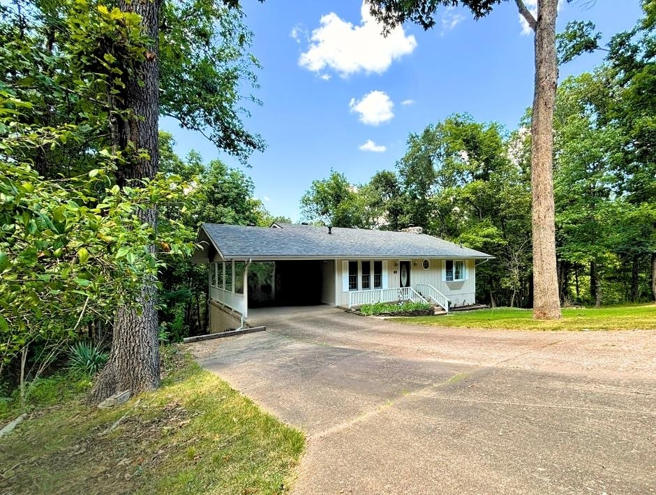 17 Powhatan Drive Property Photo 46