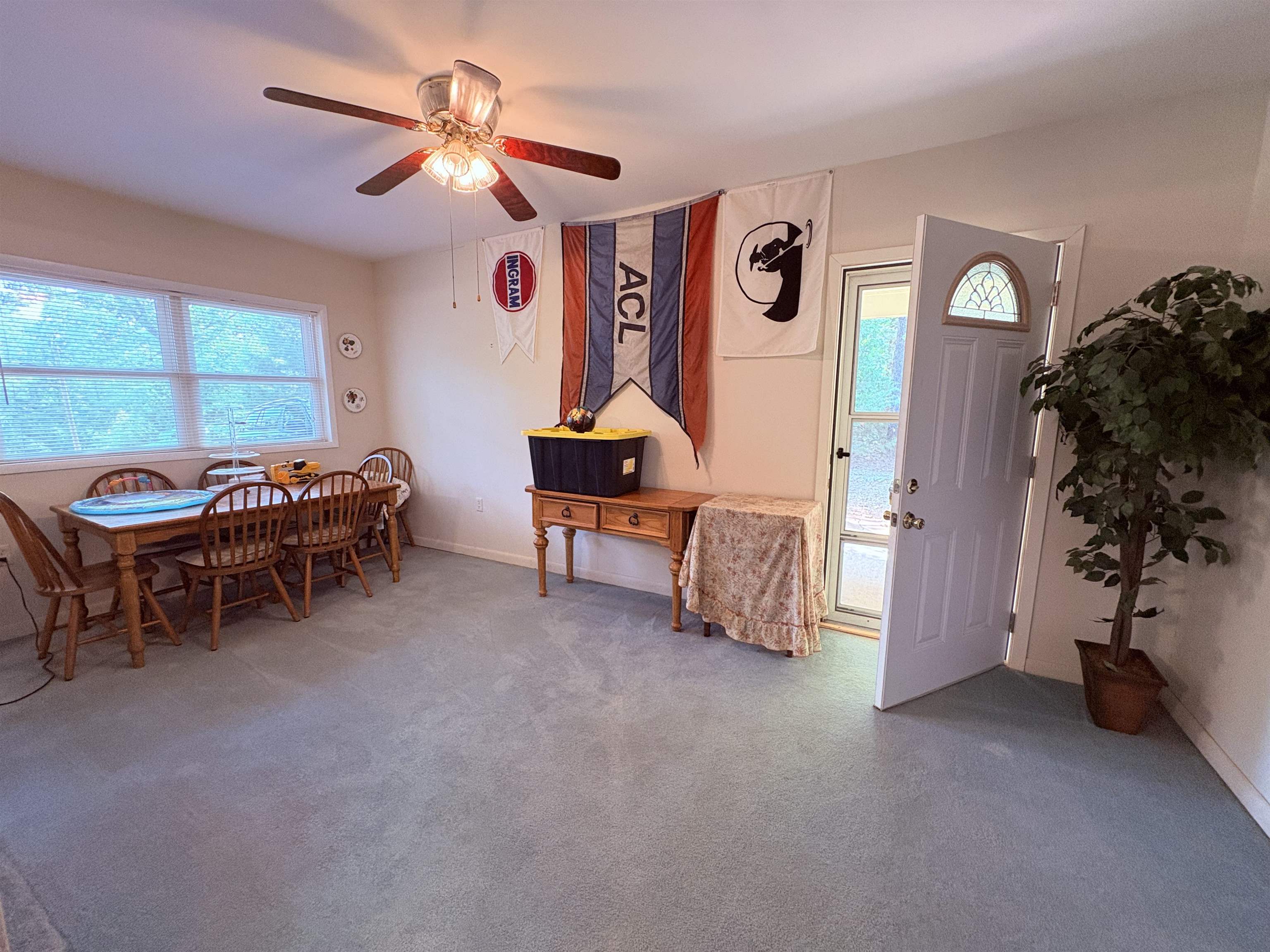 36 Delaware Drive Property Photo 5