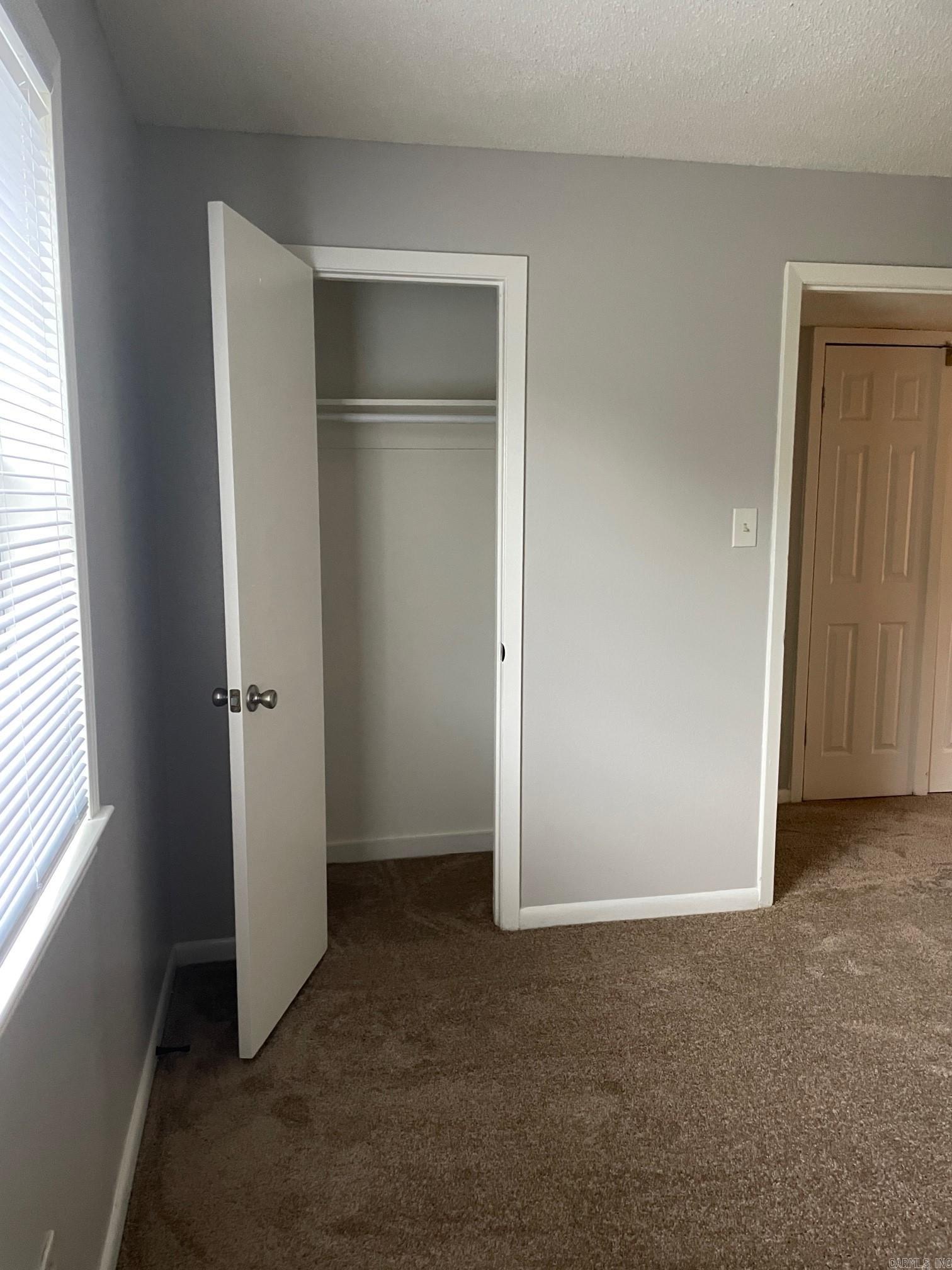 15617 I-30 Property Photo 11