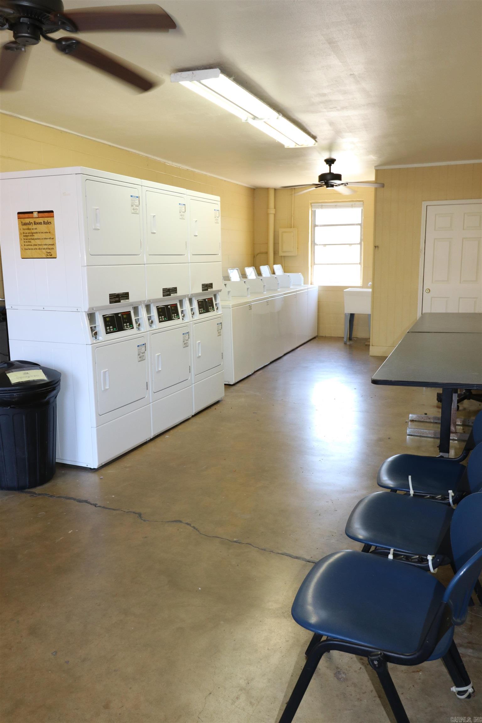 15617 I-30 Property Photo 21