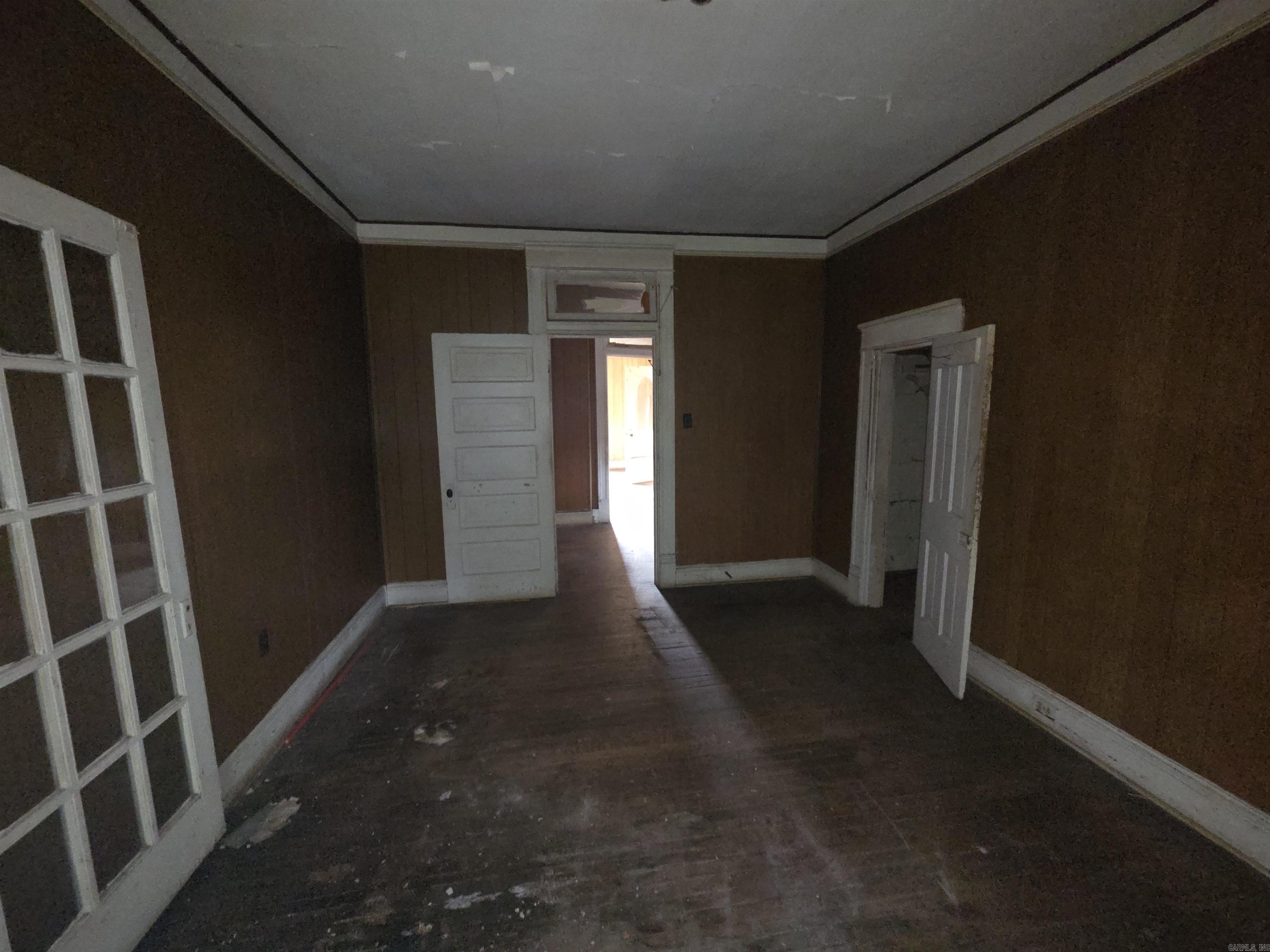 2709 S Izard Property Photo 11