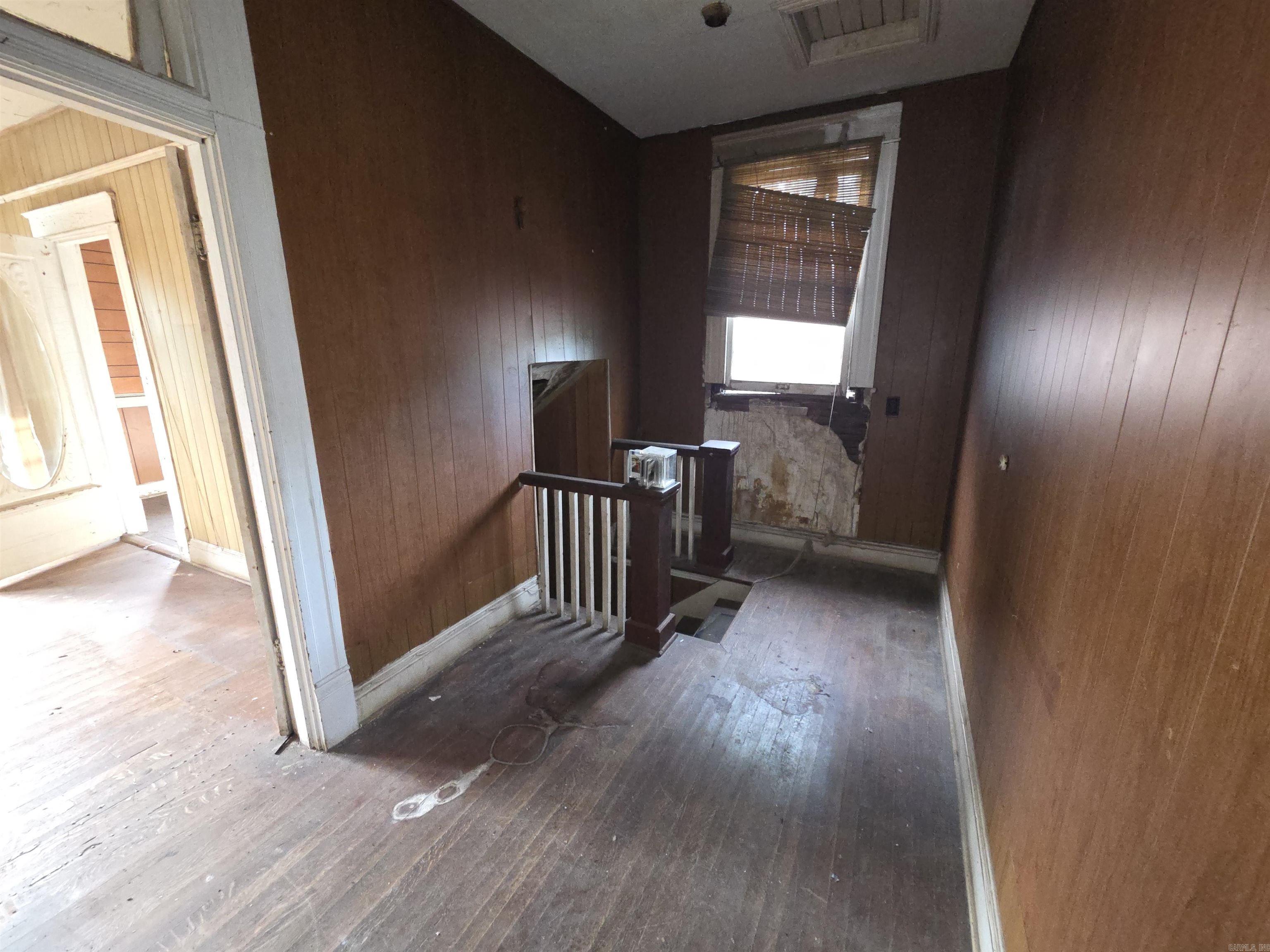 2709 S Izard Property Photo 12
